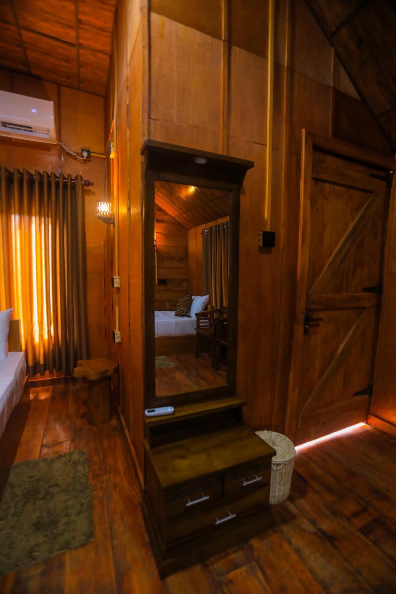 Villa Lion Wood Treehouse Talkote Exterior foto