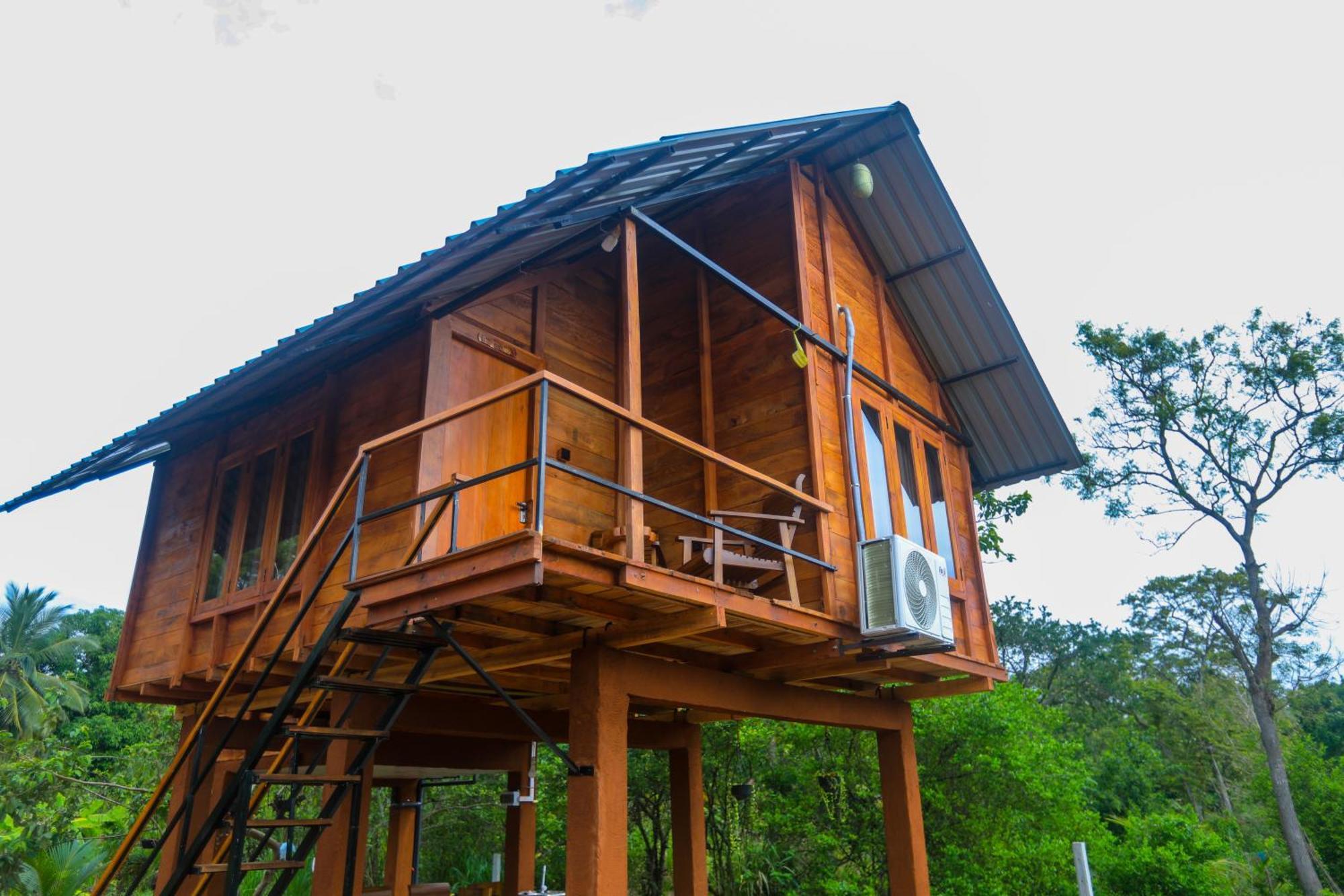 Villa Lion Wood Treehouse Talkote Exterior foto