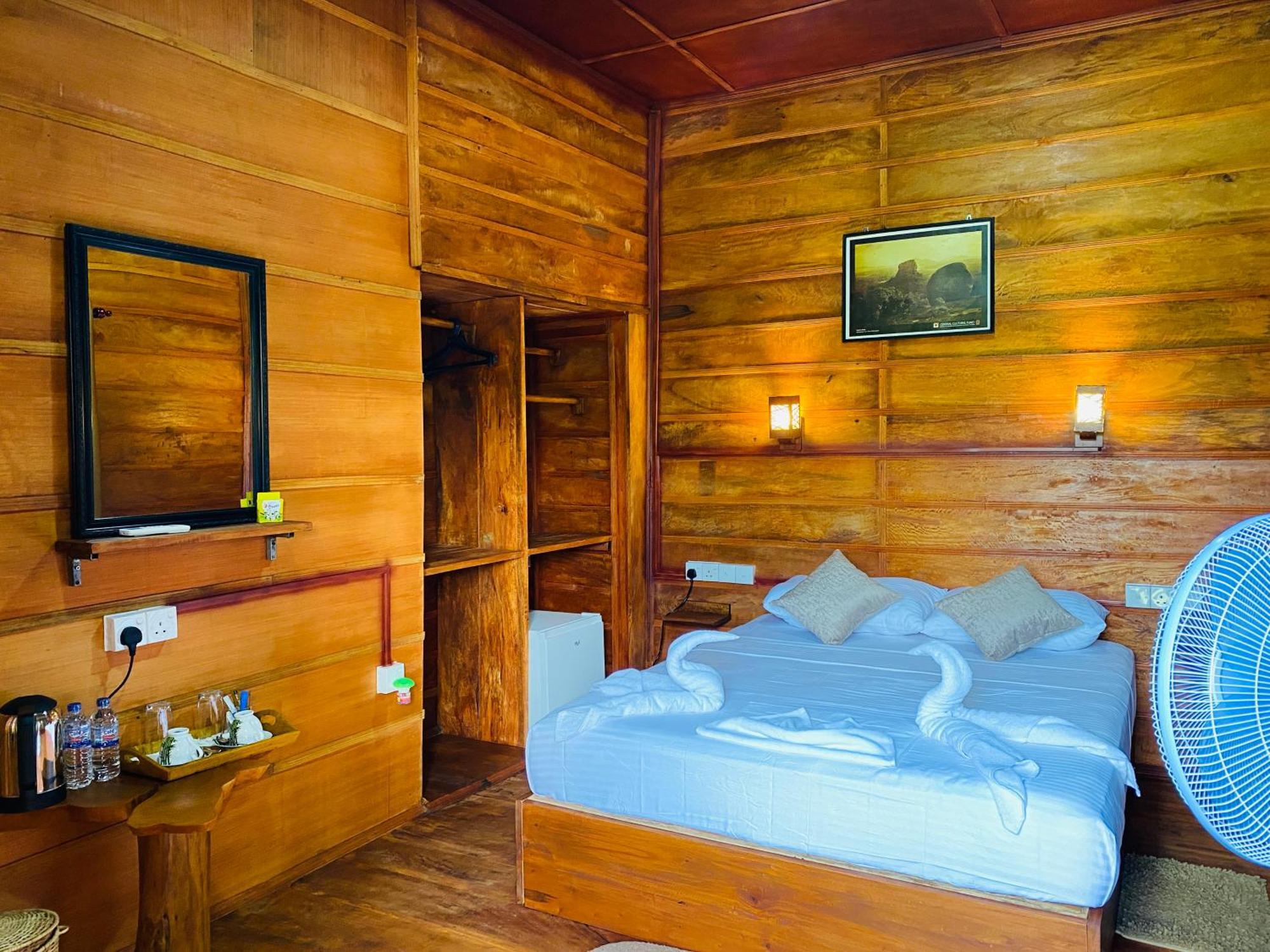 Villa Lion Wood Treehouse Talkote Exterior foto